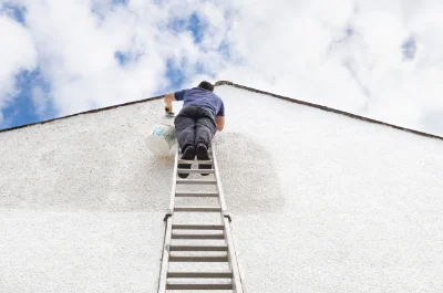 Peinture extérieure à Saint-Laurent-en-Gâtines — façades et ravalement